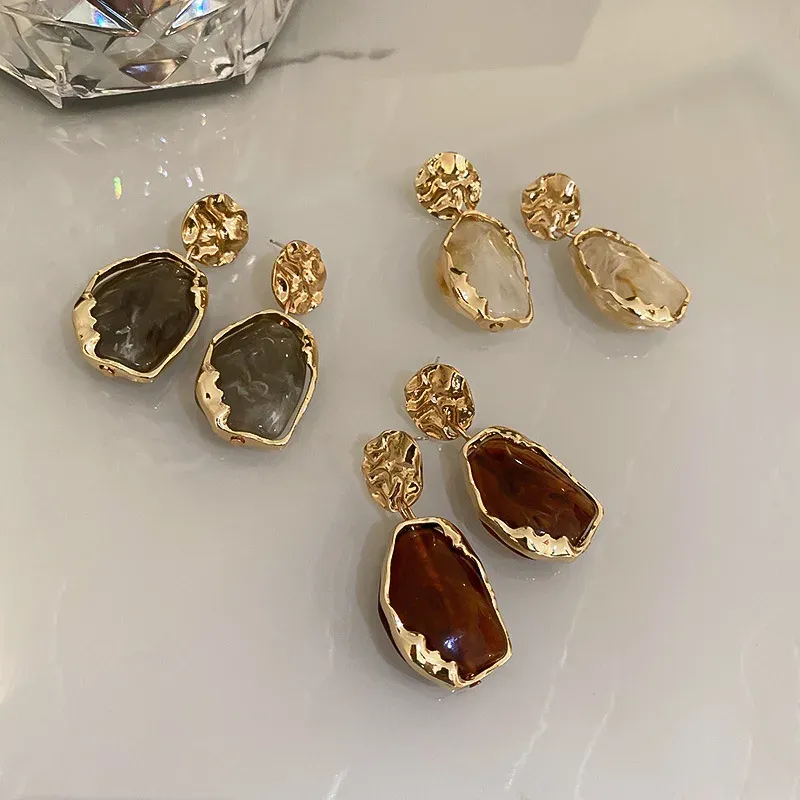 Neue Mode Ohrringe Zirkon Quadratischen Stein Ohrringe Vintage Gold Farbe Kleine Ohrringe für Frauen Schmuck Zubehör