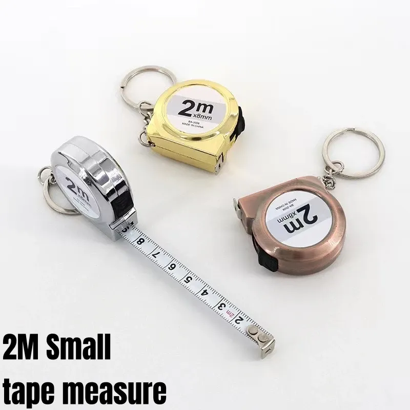 Tragbares Mini-Maßband. Kleines Haushaltsmaßband, einziehbar, 2 m, Schlüsselanhänger-Maßband aus weichem Stahl. Mini-Messwerkzeuge