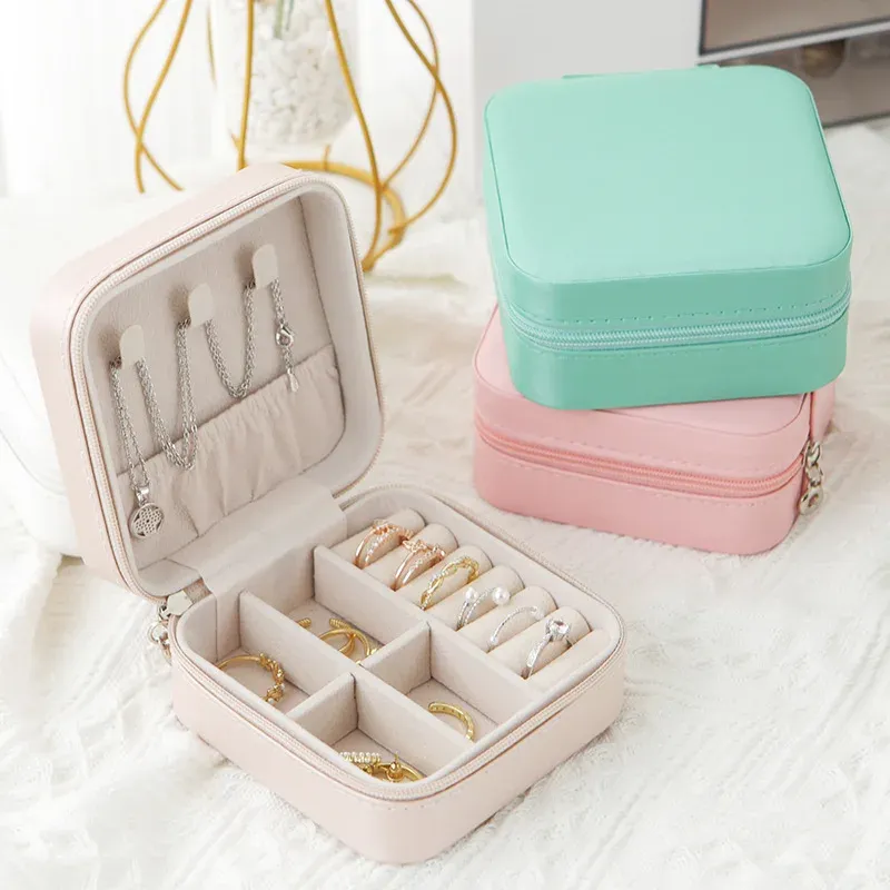 Tragbare Schmuck-Aufbewahrungsbox für Zuhause, Reisen, Ohrringe, Halskette, Ring, Schmuckschatulle, Mini-geschichtete Schmuck-Vitrine