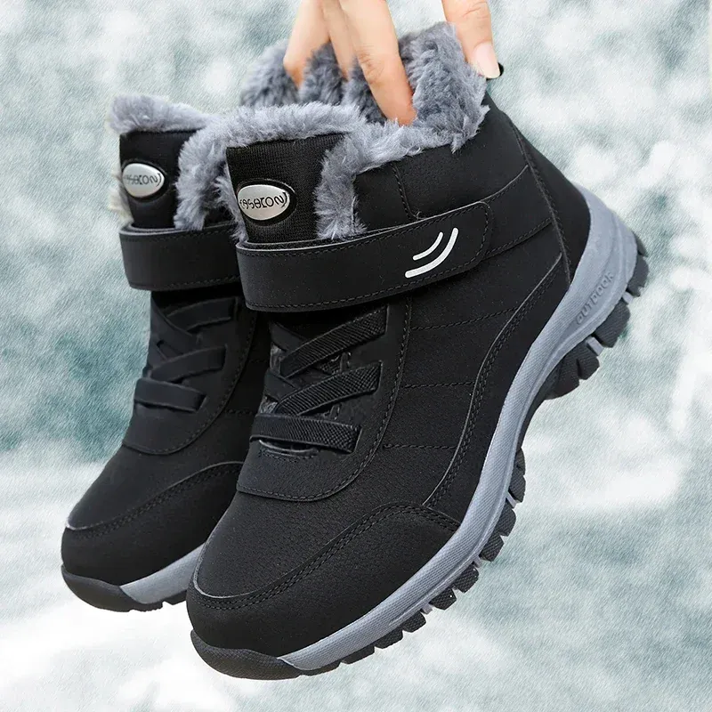 Schneeschuhe für Frauen lässige Winters chuhe Plattform rutsch feste warme Pelz Stiefeletten Plüsch Kampf Outdoor Wandern Motorrads tiefel