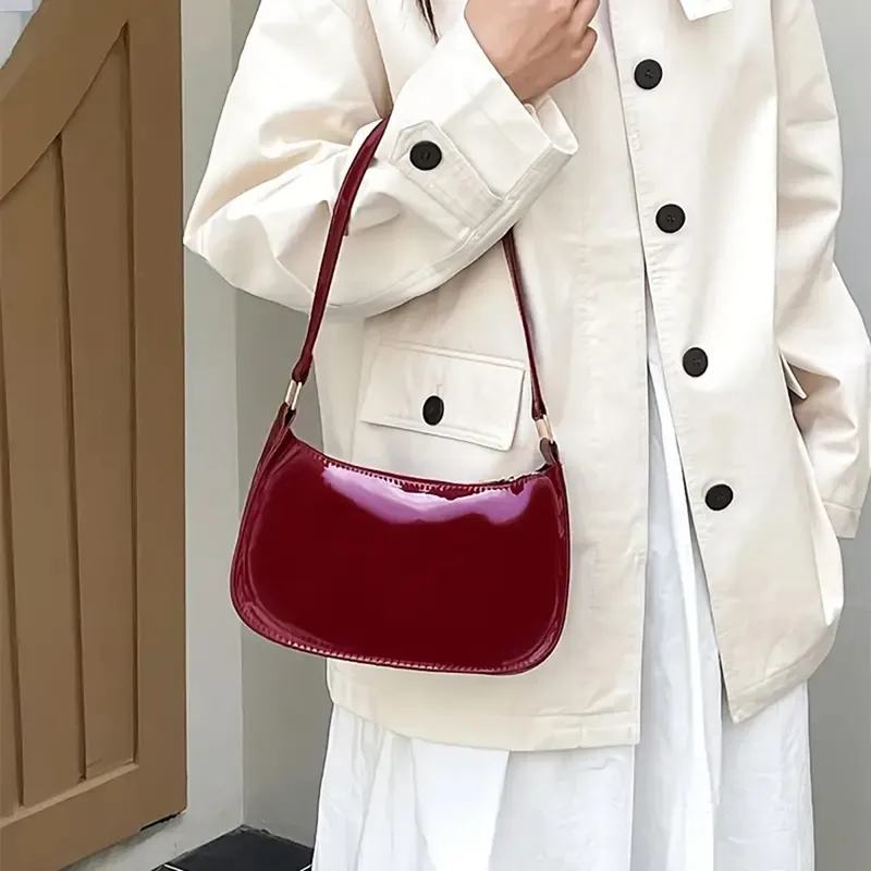 Rote High-End-Tasche für Damen, Retro-Hand-Unterarmtasche, kleine Lackledertasche im ausländischen Stil für junge Mädchen, einzelne Schulter