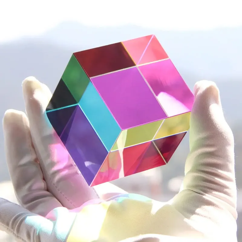 1 stücke Wissenschaft Magie Prisma Cube 20mm Hexahedrale Kristall Magie Cmy Cube 3D Farbe Cube Prisma Für Fotografie