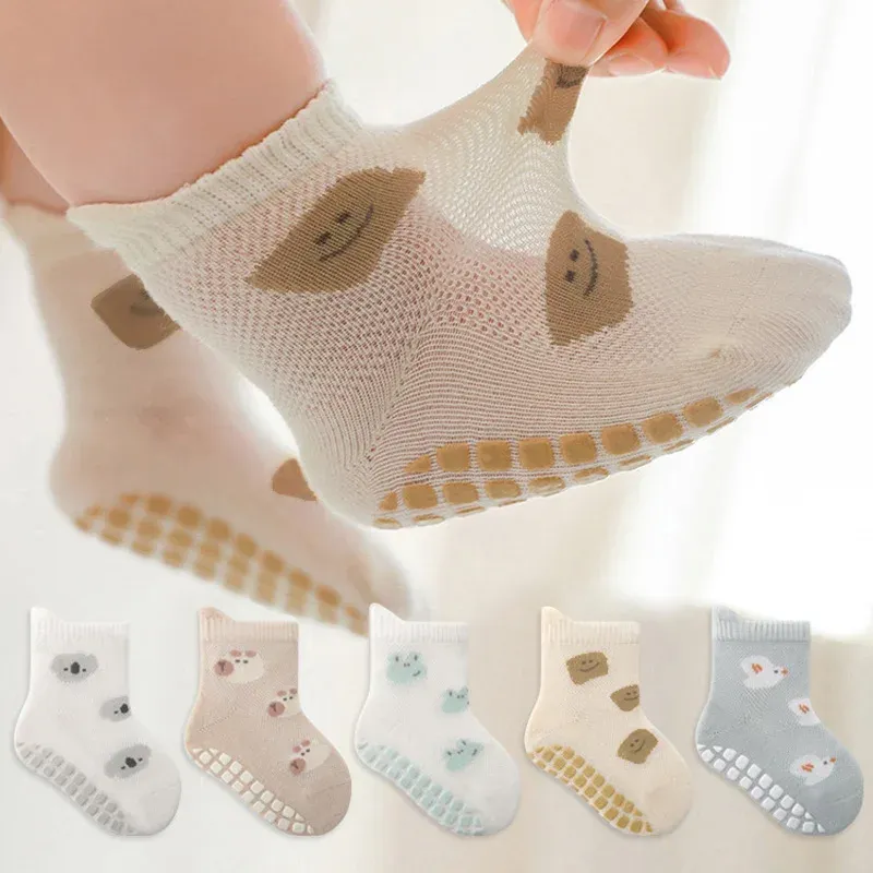 5 Paar rutschfeste Kindersocken mit niedlichem Cartoon-Muster für Kinder, Jungen und Mädchen, Bodensocken, bequem, atmungsaktiv, für Kleinkinder
