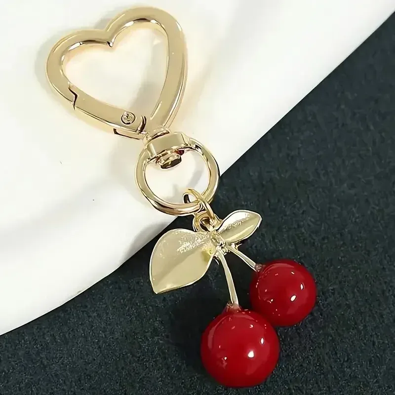 Herzförmiger Kirschblüten-Taschenanhänger, langlebiger Karabinerverschluss, DIY-Taschenzubehör, perfektes Geschenk für Frauen, romantisches Token der Liebe