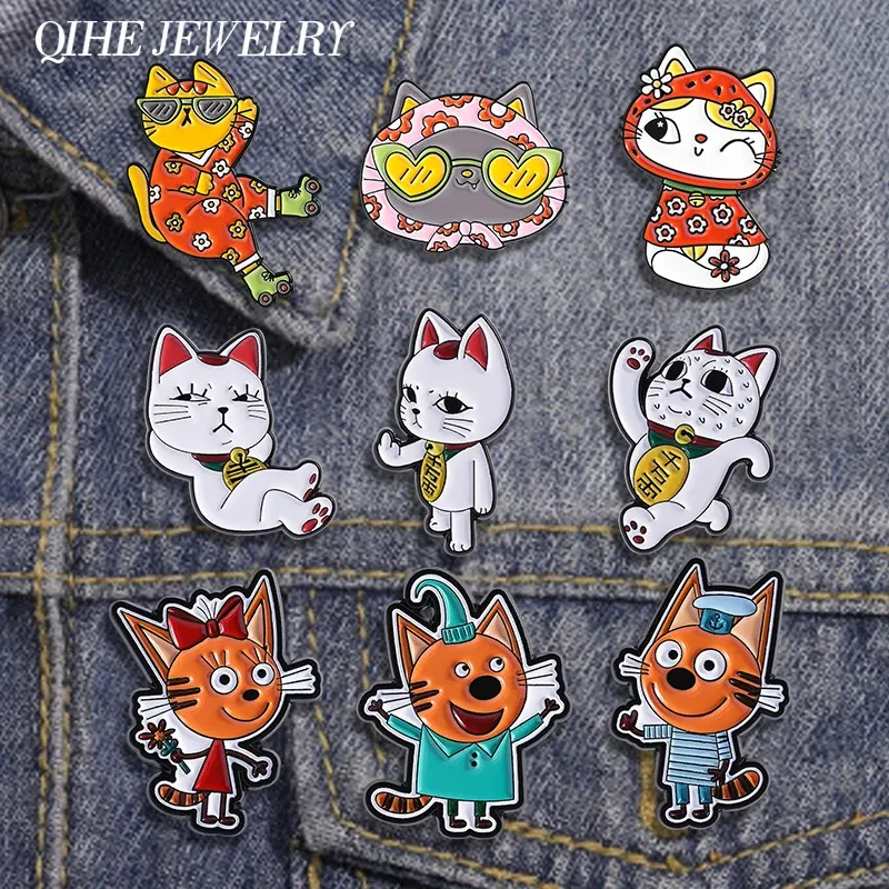 1-9 Teile/satz Anime Turbo Oma Glück Katze Brosche Emaille Pins Cartoon Anime Drei Katzen Broschen Revers Abzeichen schmuck Freunde Geschenke