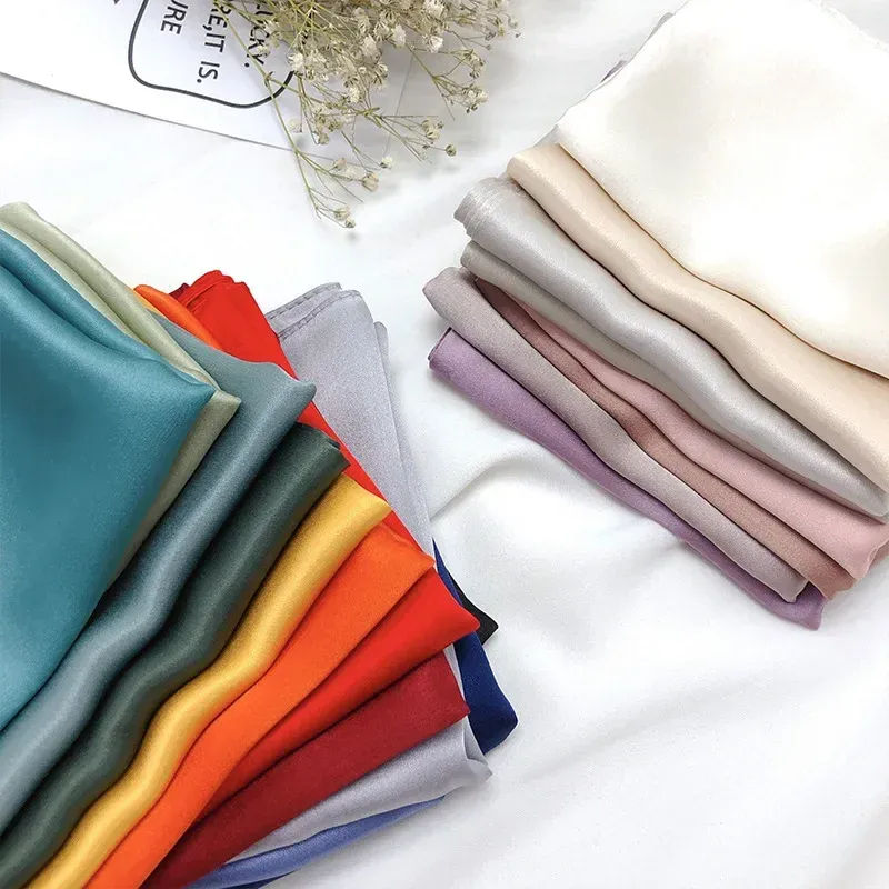 70*70cm Bandana Kopf Schal Für Frauen Seide Satin Haar Schals Weibliche Nette Taschentuch Neck Schals Für Damen grün Schwarz Weiß