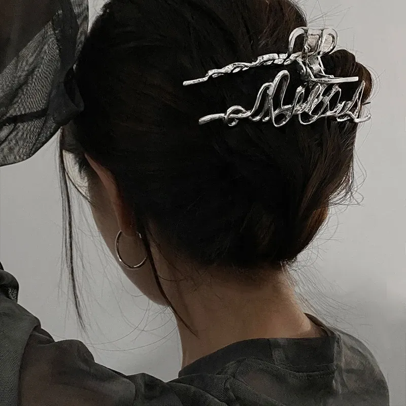 Ruoshui Frau Neuheit Unregelmäßigen Haarnadeln Punk Stil Metall Silber Haar Krallen Barrettes Frauen Haar Zubehör Haar Clips Hairgrip