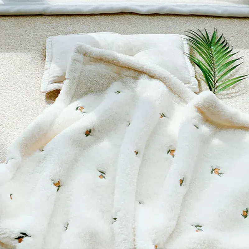 Weiche Flanell Baby Decke für Neugeborene Kinderwagen Korallen Fleece Warme Infant Babys Zubehör Swaddle Wrap Decke Bettwäsche Abdeckung