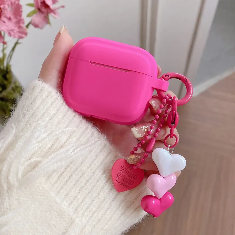 Silikon-Kopfhörerhülle mit rosa Herz-Anhänger für Apple AirPods 1/2 3 4 Pro AirPod, niedliche quadratische Headset-Schutzhülle, Liebes-Schlüsselanhänger