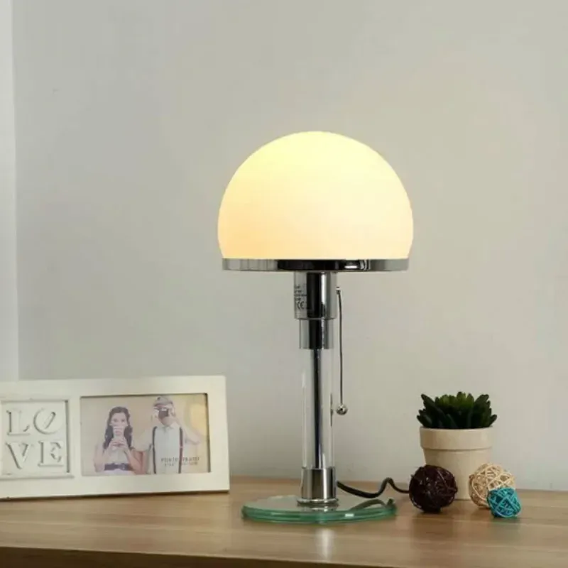 Bauhaus-Lampe, weiße Tischlampe, dänischer Designer, nordisches Schlafzimmer, Nachttisch, einfache Glas-Tischleuchte für Wohnzimmer