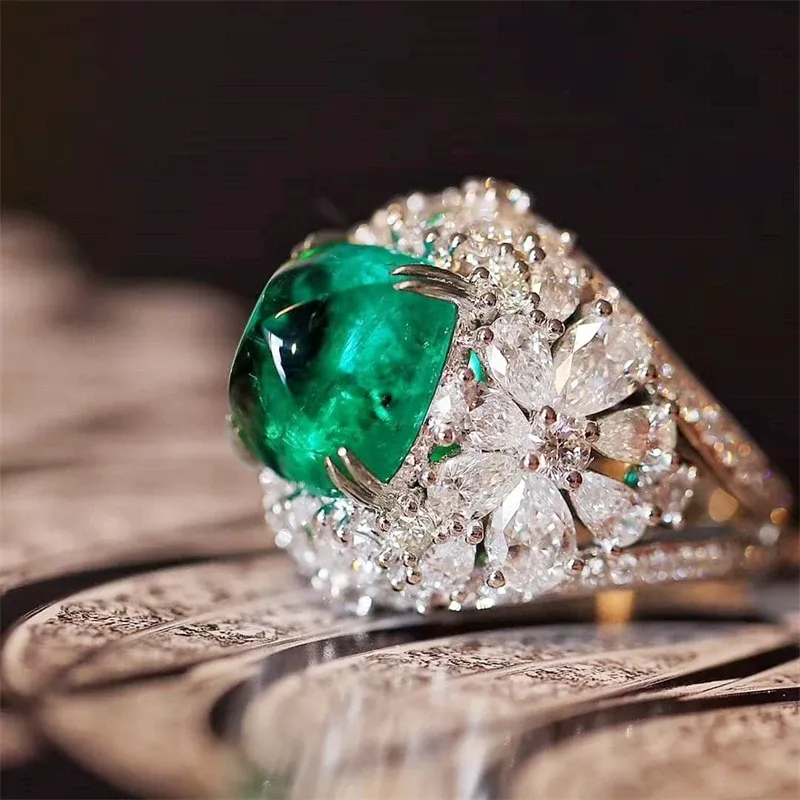 Huitan Damenringe mit einzigartigem Design und brillantem Zirkonia, ästhetischer Blumenring für Party, Jahrestag, Geschenk, trendiger Schmuck