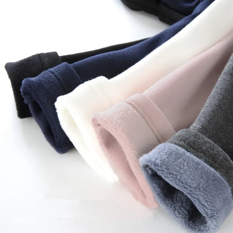 2023 Mädchenhosen, verdickte warme Winterhosen für Kinder, warme elastische rosa marineblaue Leggings, Hosen für Jungenfüße