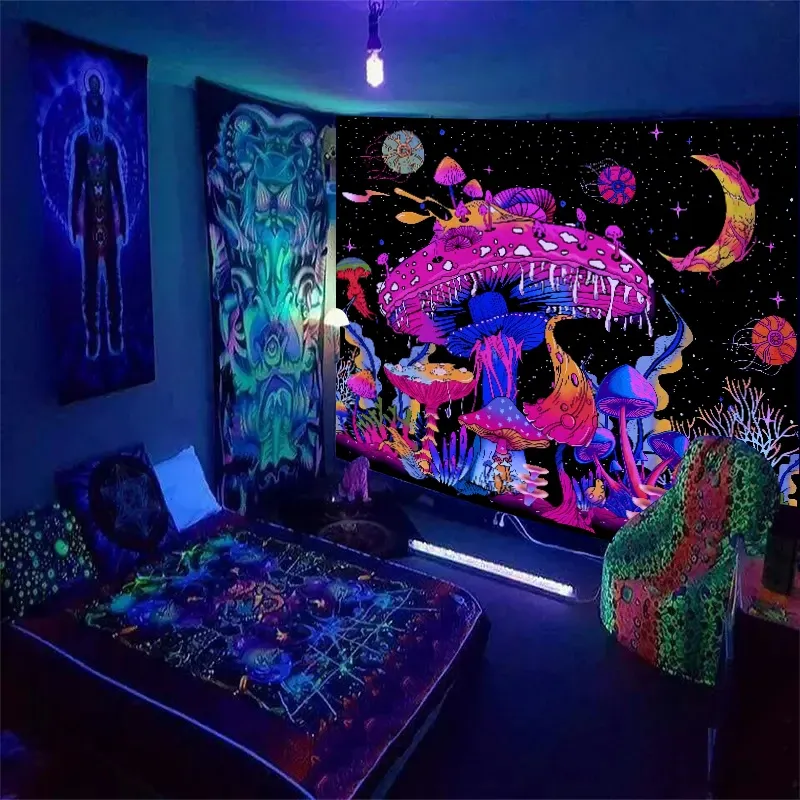 1 Stück fluoreszierender farbiger Pilz-Wandteppich, ultraviolettes Schwarzlicht, natürliche Pflanze, Wald, Mond, Blume, geheimnisvoller Nachthimmel-Wandteppich