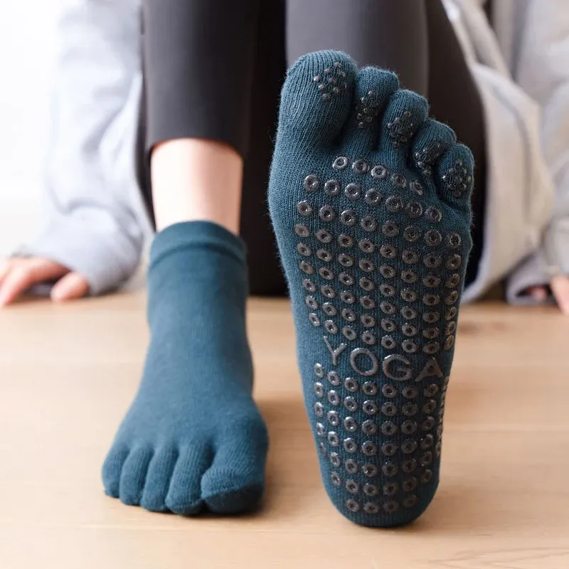 Anti-Slip Frauen Pilates Socken Fünf Zehen Silikon Rutschfeste Yoga Socken Atmungsaktive Ballett Tanz Damen Fitness Sport Baumwolle socke