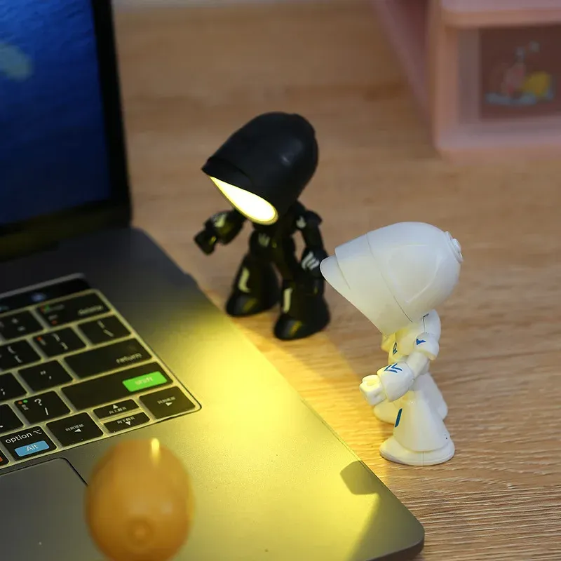 Nette Mini Nachtlicht LED Cartoon Hero Polizei Schreibtisch Lampe Desktop Ornament Nacht Schlafzimmer Tisch Lichter Kinder Urlaub Kind Geschenke