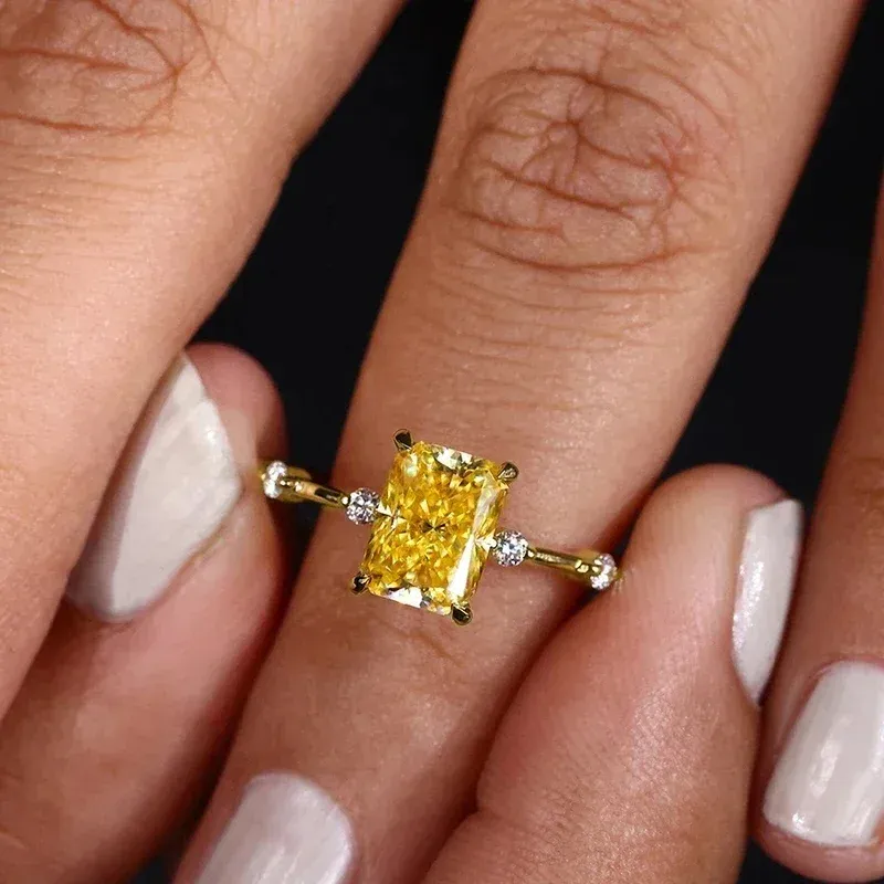 CAOSHI Trendy Leuchtend Gelb Zirkonia Fingerring Dame Verlobungszeremonie Schmuck Stilvolle Moderne Accessoires für Hochzeitsfeier