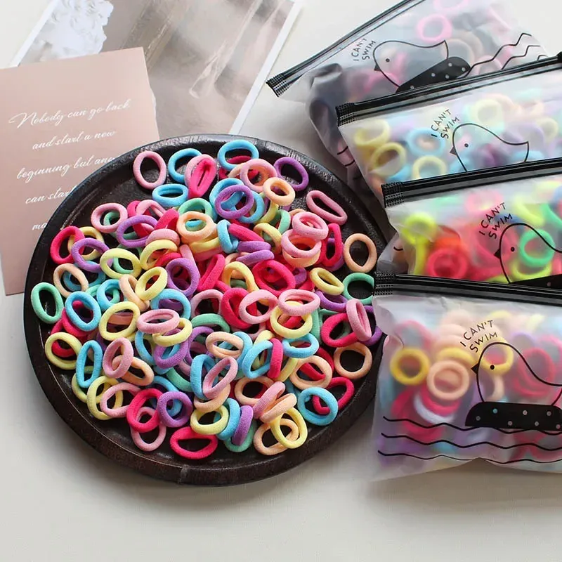 100 Stück 2 cm Kinder elastische Haarbänder Mädchen Gum Scrunchie Gummiband für Kinder Nylon Haargummis Stirnband Baby Haarschmuck