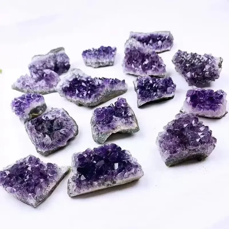 Roher Kristall Amethyst Kristall-Edelsteine Rohstein Heilung für Heimdekoration Großhandel Natürlicher Kristall Feng Shui Liebe