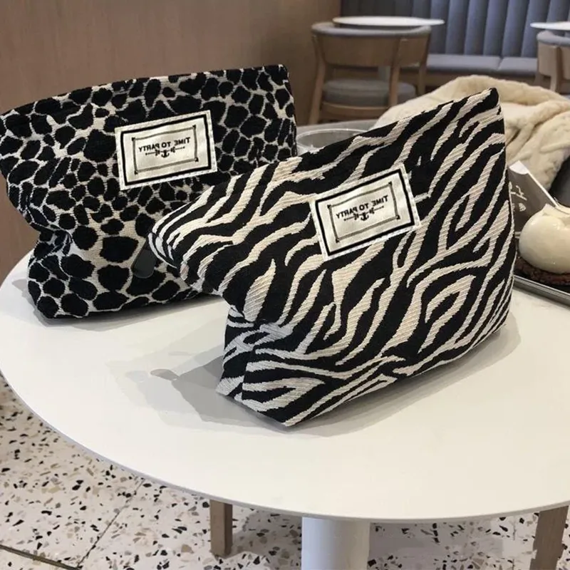 Modische Make-up-Tasche mit Leopardenmuster und Zebramuster, Kulturbeutel, Damenhandtasche, Handtasche, praktische Aufbewahrungstasche mit großem Fassungsvermögen-A-D