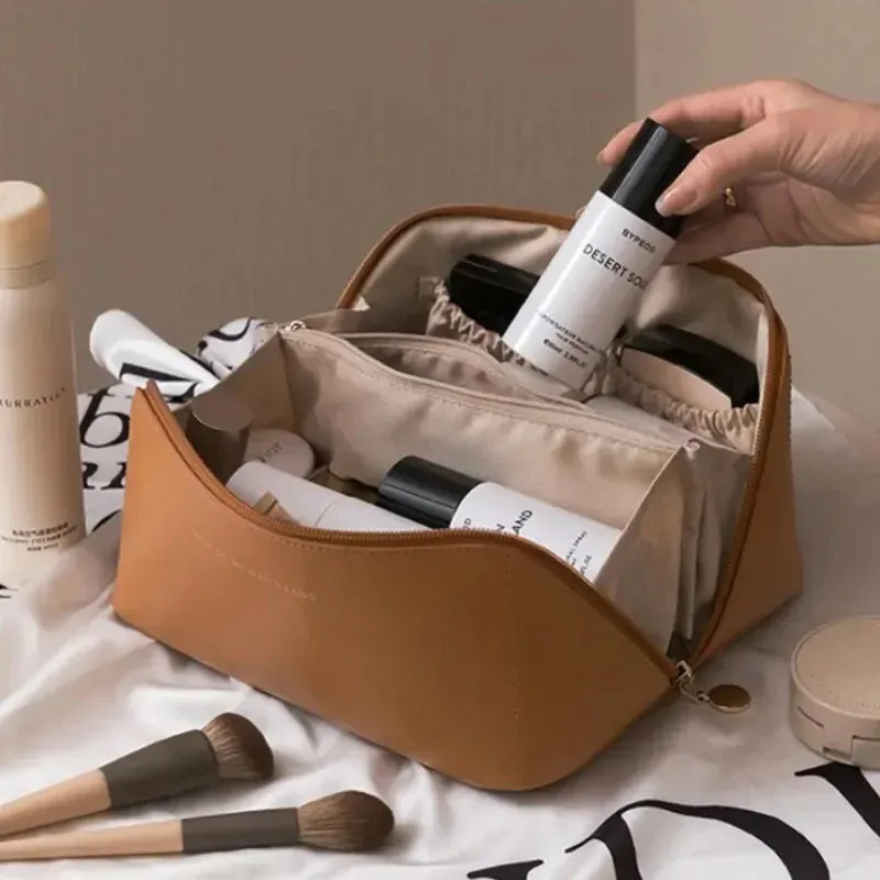 Mode Tragbare PU Leder Große Kapazität Reise Kosmetik Taschen Make-Up Tasche Frauen Wasserdichte Bad Multifunktions Kulturbeutel