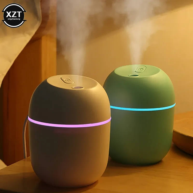 220 ml USB-Luftbefeuchter Zerstäuber Aromaöl Diffusor Mute Luftbefeuchter mit Nachtlampe für Auto Schlafzimmer Cool Mist Sprayer