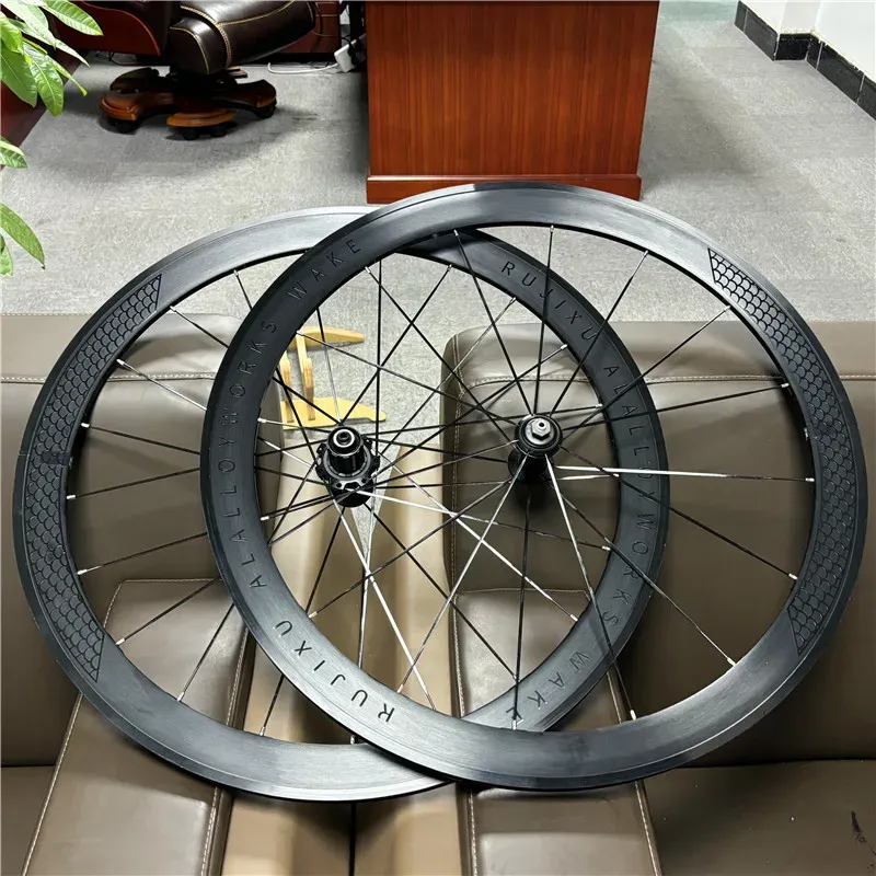 RUJIXU Neueste hohe qualität 700C30/40/50mm Heißer verkauf V bremse fahrrad straße rad BMX straße disc fahrrad laufradsatz aluminium felge