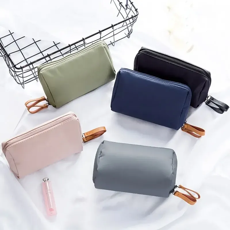 1PC Tragbare Frauen Make-Up Tasche Kosmetik Tasche Münzfach Lagerung Tasche Mini Lippenstift Tasche Kleine Tasche Kulturbeutel Organizer fall