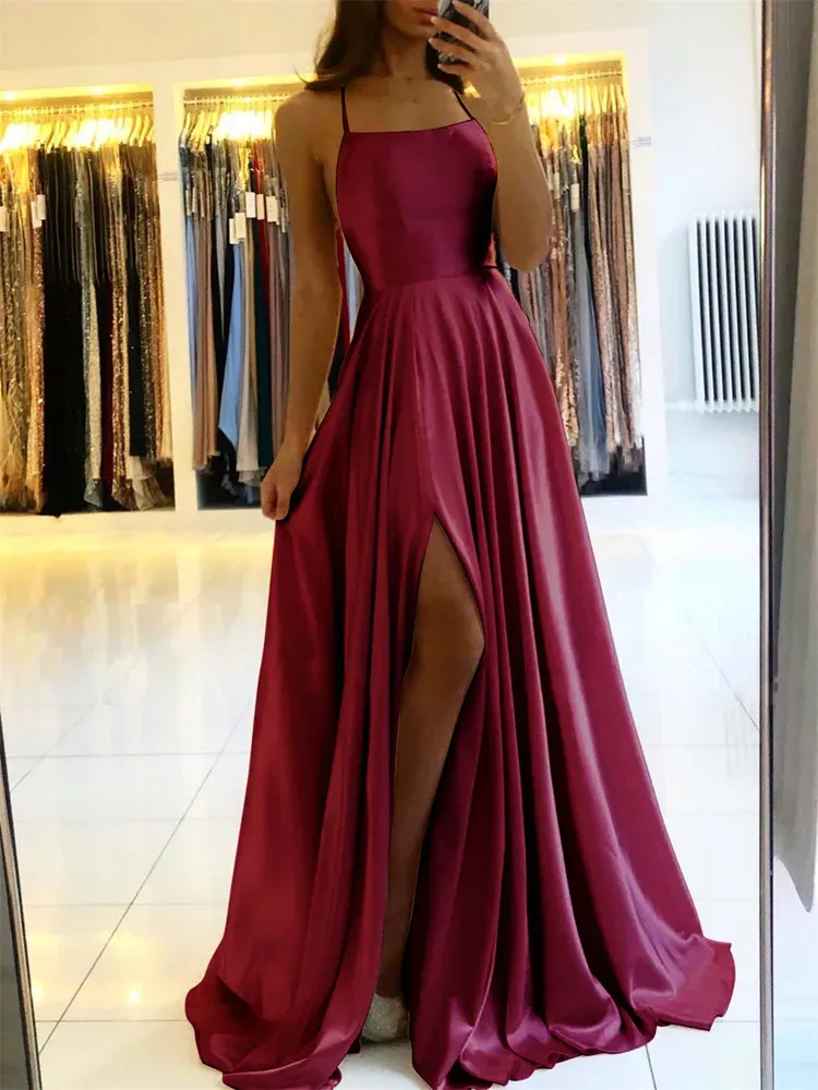 Burgunderrotes Satin-Strand-Maxi-Damenkleid für Weihnachten, sexy Seitenschlitz, verstellbare Träger, Abendkleid, günstige Brautjungfernkleider