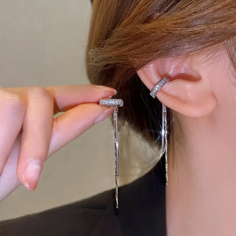 Silber Farbe Kristall Quaste Nicht-Piercing Manschette Ohr Clip Ohrring Für Frauen Glänzenden Strass Kette Gefälschte Knorpel Piercing Schmuck