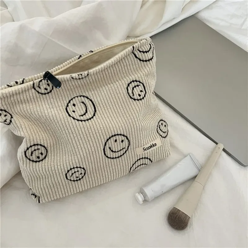 Make-up-Tasche, große karierte Kosmetiktasche, Kapazität, Reise-Kulturbeutel, niedliche Make-up-Pinsel, ästhetische Accessoires, Aufbewahrungstasche