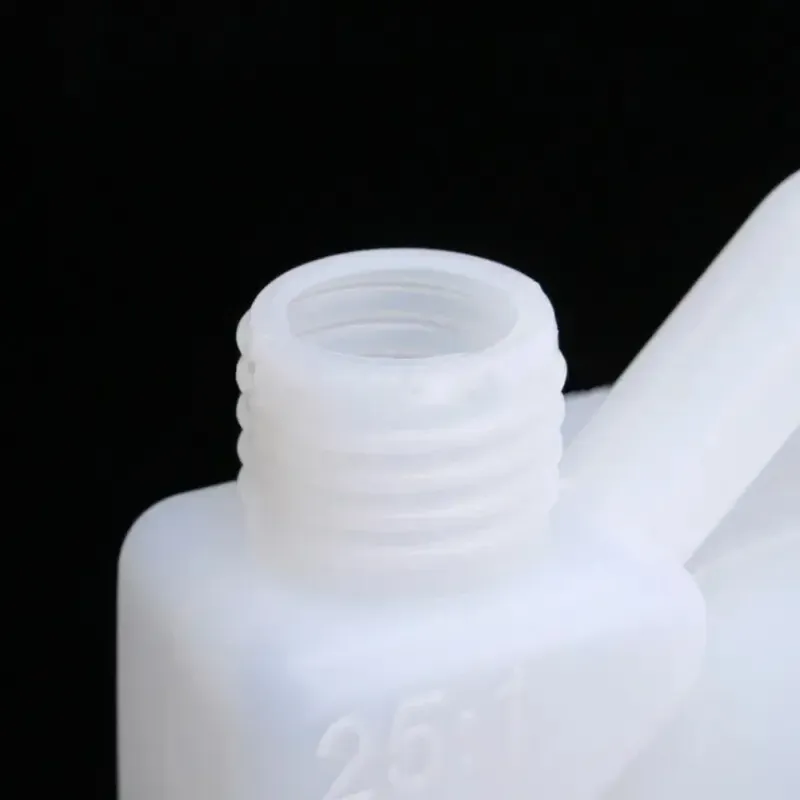 Öl- und Benzinmischflasche für Kettensägen, Rasenmäher, Hämmer und Garten-Elektrowerkzeuge