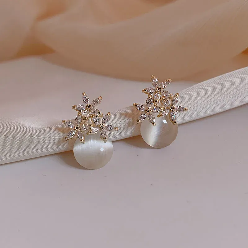 Blume Strass Opal Ohrstecker für Frauen Kleine Exquisite Süße Vielseitige Erweiterte Ohrring Charms Schmuck Geschenke Großhandel