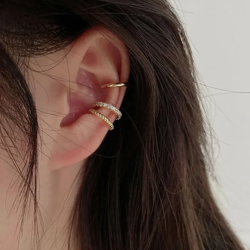 Mode Einfache Gold Farbe Kristall Clip Ohrringe für Frauen Mädchen Minimalistischen Metall Mirco Pflastern Strass Gefälschte Piercing Ohr Schmuck