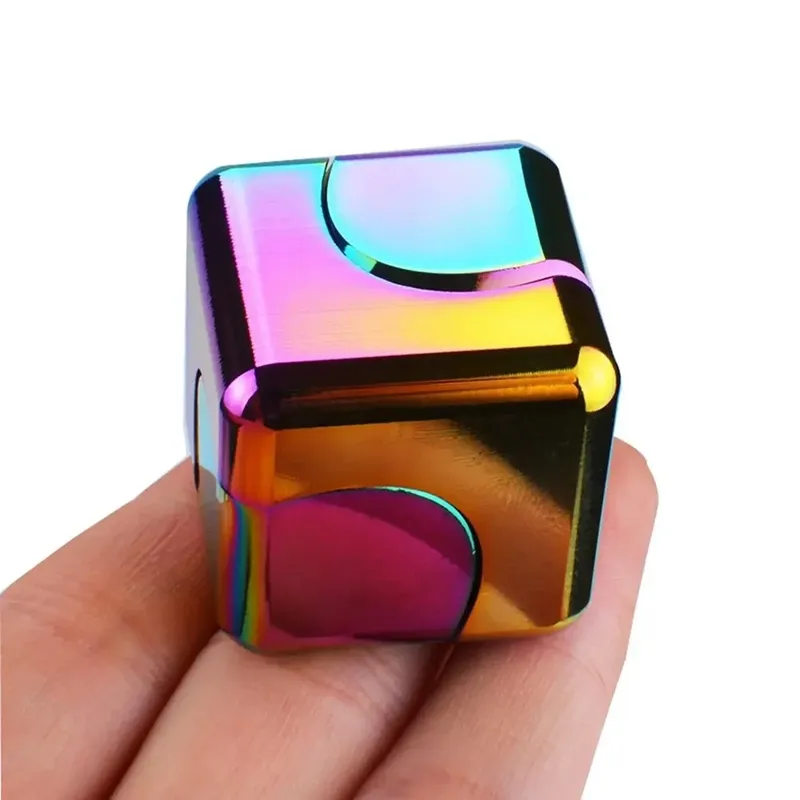 Legierung Cube Spinner Fingertip Gyroskop Zappeln Anti Stress Spielzeug Erwachsene Büro Home Reise Tragbare Stress Relief Spielzeug Weihnachten Geschenke