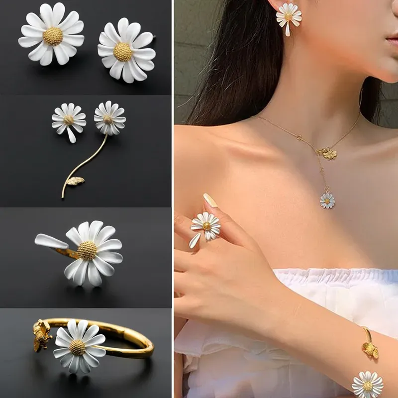Koreanischen Stil Nette Kleine Gänseblümchen Blume Stud Ohrringe Für Frauen Mädchen Süße Aussage Asymmetrische Ohrring Partei Schmuck Geschenke
