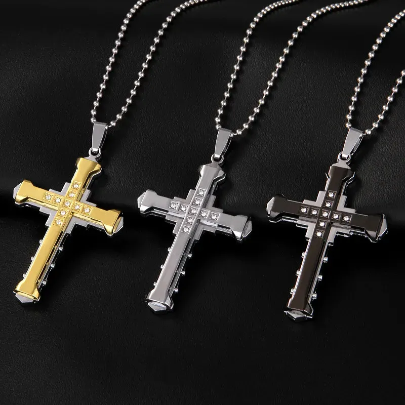 Grenzüberschreitende neue Dark Knight herrschsüchtige dreilagige Herrenhalskette, Außenhandelsaccessoires, diamantbesetzter Kreuzanhänger