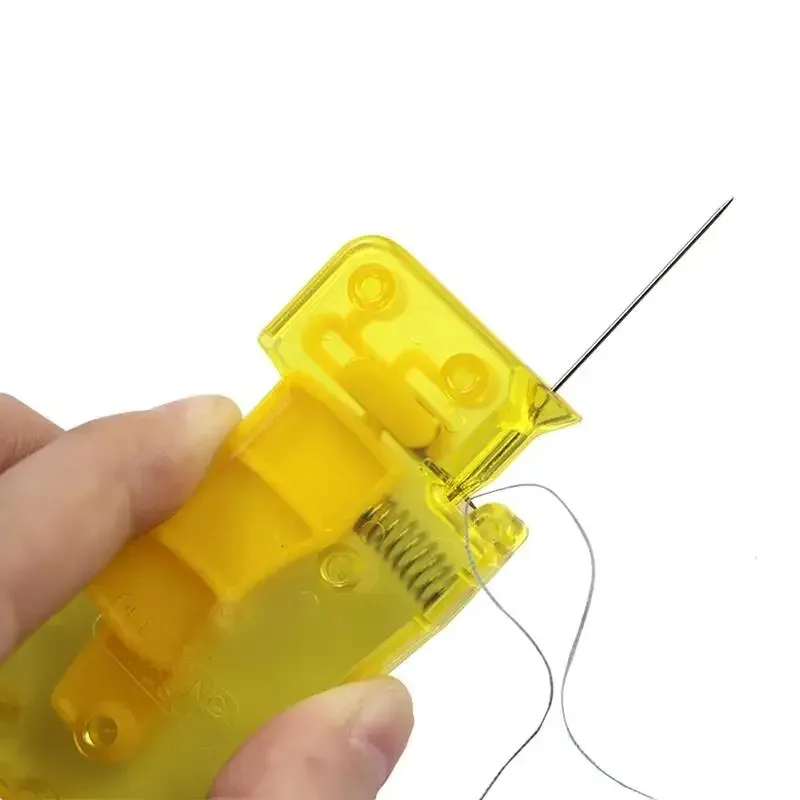 1 Stück Automatischer Nadeleinfädler DIY Handnähgerät Nähmaschinen-Einfädelhilfe Automatisches Einfädelgerät Haushaltswerkzeug