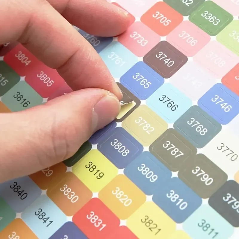 Buntes Diamant-Malset mit DMC-Diagramm und quadratischen Aufklebern – Kreuzstichetikett und Buchstabenaufkleber im Lieferumfang enthalten – Mosaikkunst