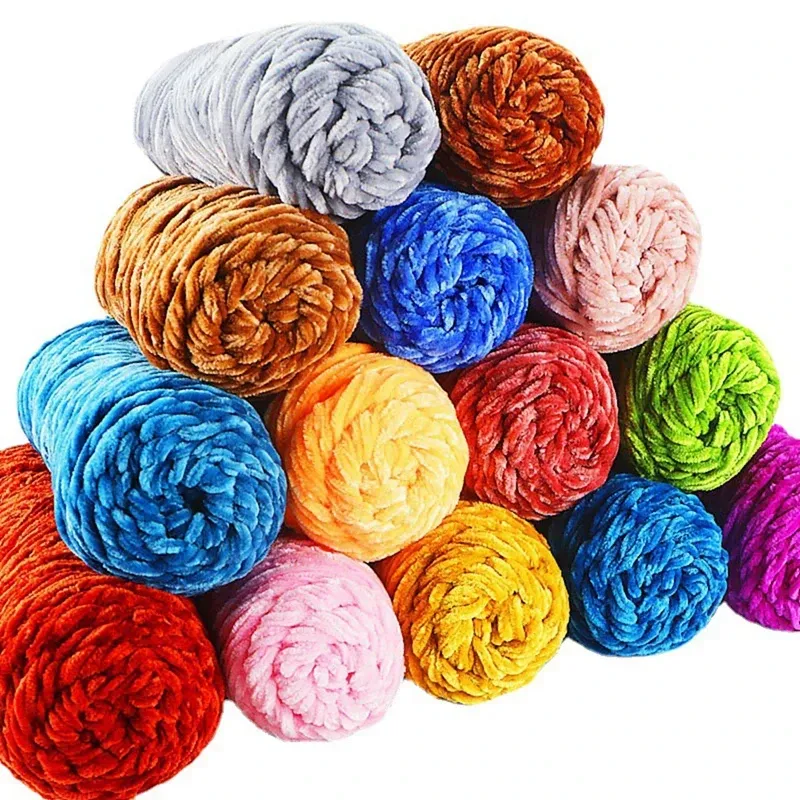 95 g Chenille-weiches Samtgarn, gemischte Strickwolle, gehäkelt, handgefertigt, Schal, Mantel, Babydecke und Mütze