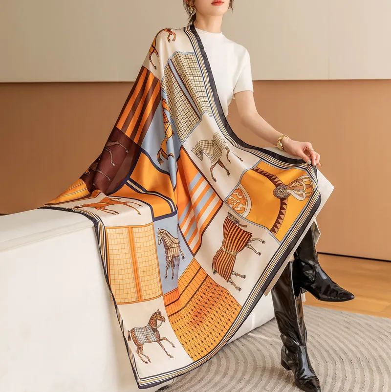 Luxus Pferd Druck Quadrat Schal Vintage Imitation Seide Schal Schal Frauen Winddicht Outdoor Kopf Wrap 110*110 cm