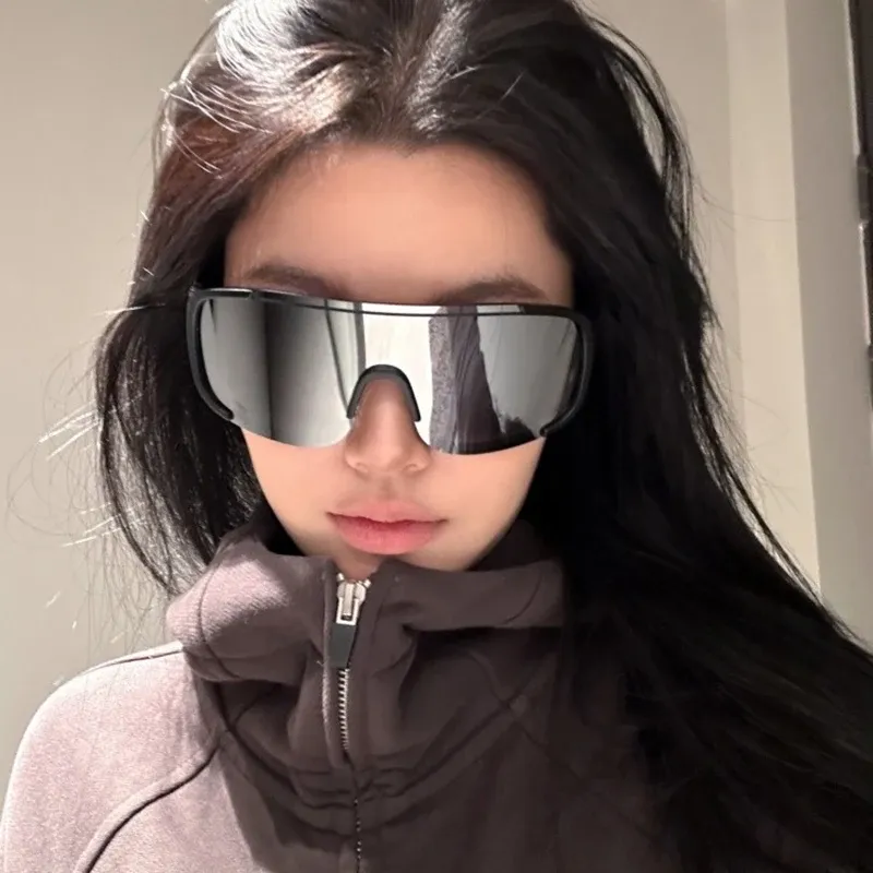Neue Y2K-Stil Radfahren Sonnenbrille winddichte Brille für Männer Frauen Retro-reflektierende Folie Objektiv Straßenreiten Sportbrille