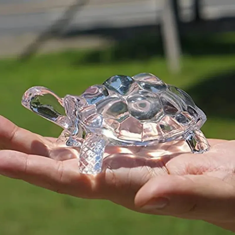 Ein Kristall-Schildkröten-Ornament, Mini-Schildkrötenstatue, Glücksbringer, geeignet für die Dekoration von Schreibtischen im Heimbüro, Heimdekoration