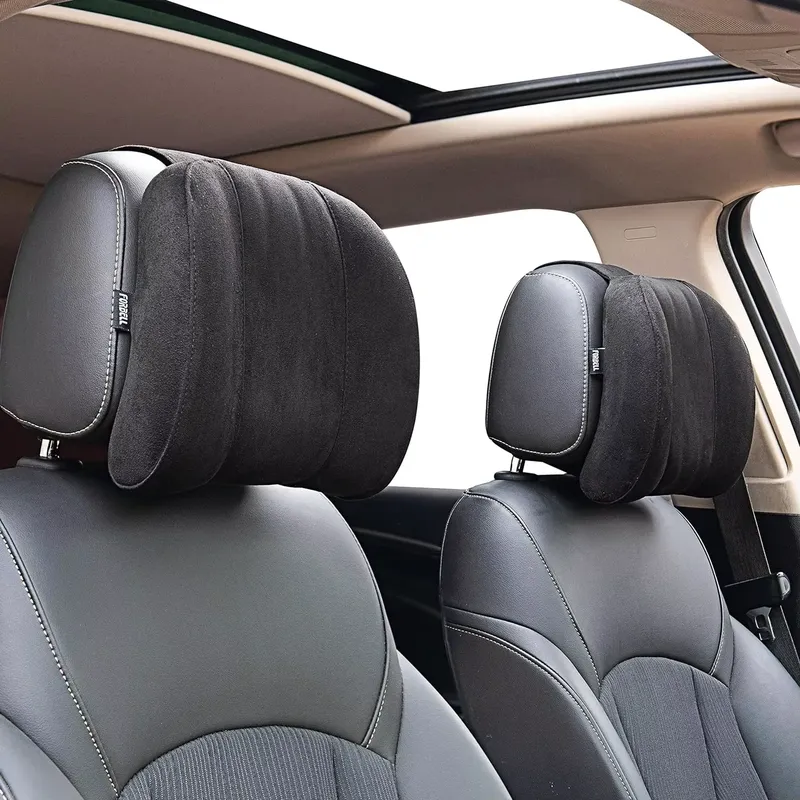 Das Auto-Nackenkissen aus Memory-Schaum mit waschbarem Kissenbezug bietet bequeme Nackenstütze zum Fahren und Reisen