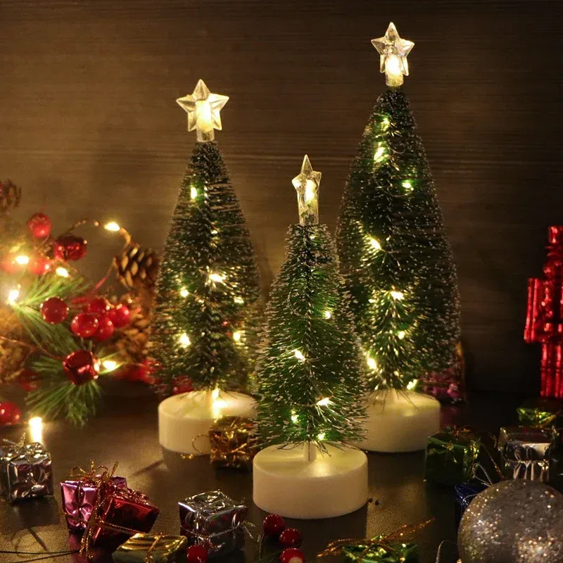 Leuchtende Mini-Weihnachtsbäume, LED-Leuchten, Heimdekoration, elektronische Kerzen, Kindergeschenke, Neujahr, Weihnachten, Party, Ornament