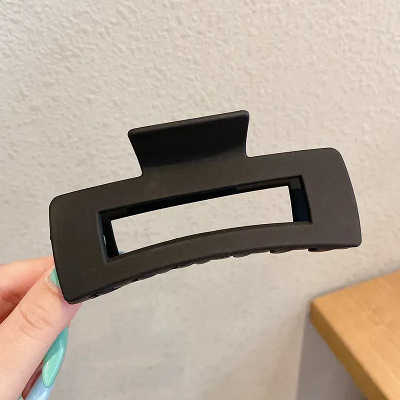 Schwarze geometrische quadratische Haarspangen für Damen, hohle Acryl-Haarspangen, minimalistische, vielseitige Haarspangen für den Hinterkopf, Haarschmuck