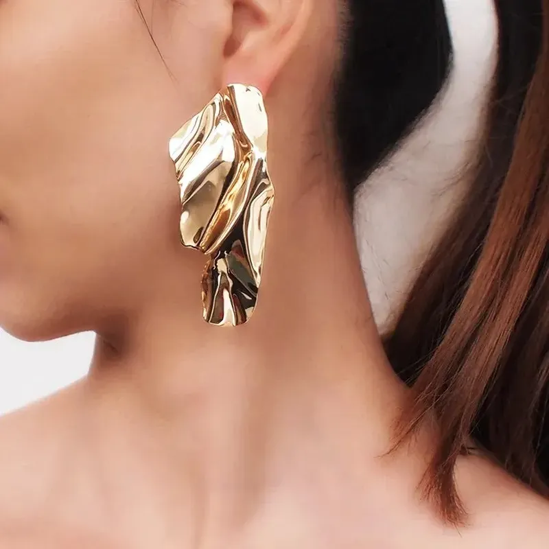 Punk Vintage Unregelmäßige Geometrische Große Pailletten Stud Ohrringe für Frauen Mode-Statement Klassische Piercing Ohrring Schmuck Steampunk