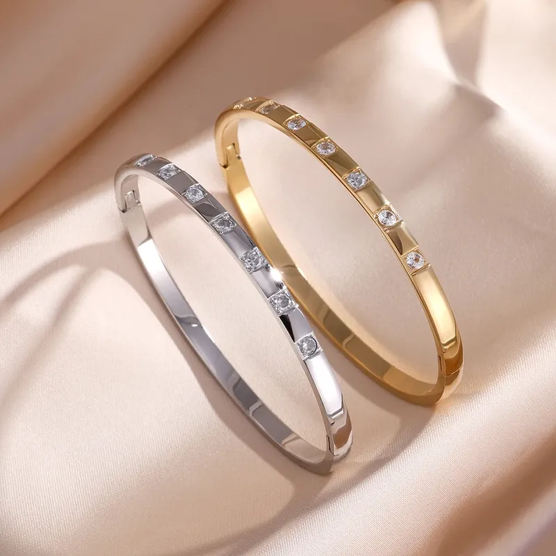 1 Stück Luxuriöses Modisches Synthetisches Zirkonia Edelstahl-Armband, mit 18K Goldplattierung, Nicht Verblassender Schmuck