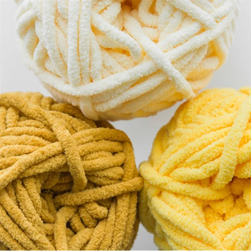 2 Stück x 50g Dickes Samt-Garn Handgemachtes DIY-Strickgarn Wollfaden für Schal Mütze Weiches Chenille-Garn zum Stricken