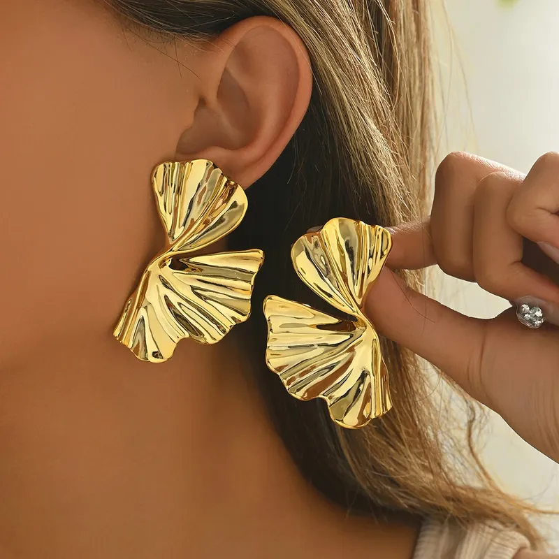 Vintage Gold Farbe Blume Stud Ohrringe für Frauen Mode Geometrische Blütenblätter Piercing Ohrring Trendy Luxus Party Schmuck