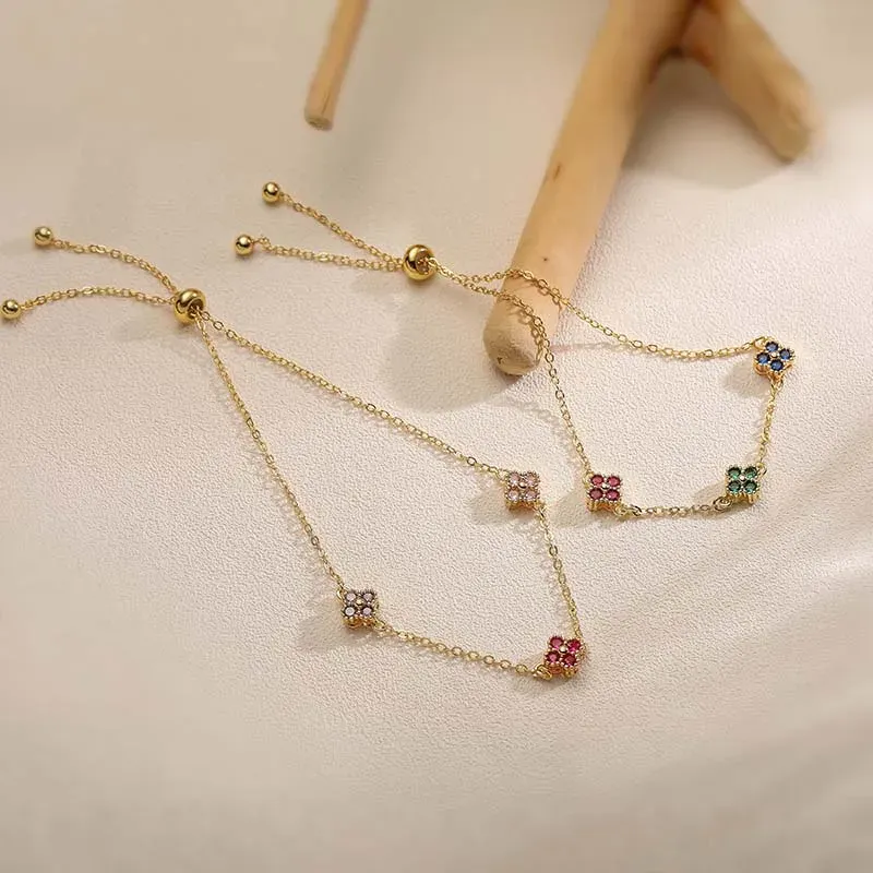 HECHENG, 18 Karat vergoldetes Zirkonia-Blumenform-Armband mit süßem, romantischem, verstellbarem Verschluss für Damen im Großhandel